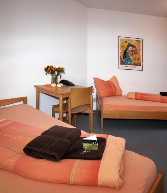 Haus Venusberg Jugendbildungsstaette Bonn Hotel Luaran gambar