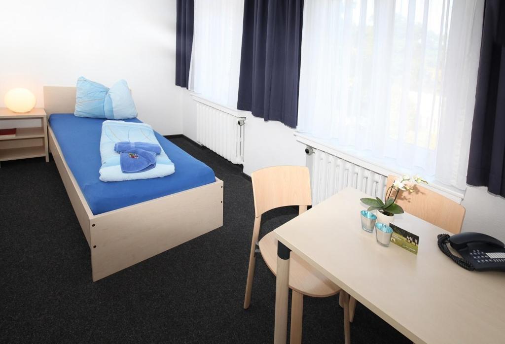 Haus Venusberg Jugendbildungsstaette Bonn Hotel Luaran gambar